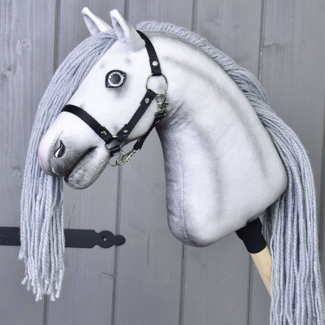 Hobby Horse enhörning Silver med träns och grimma