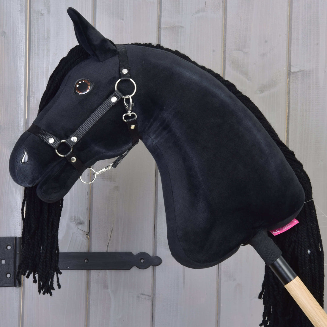 Hobby Horse Maximus med svart grimma
