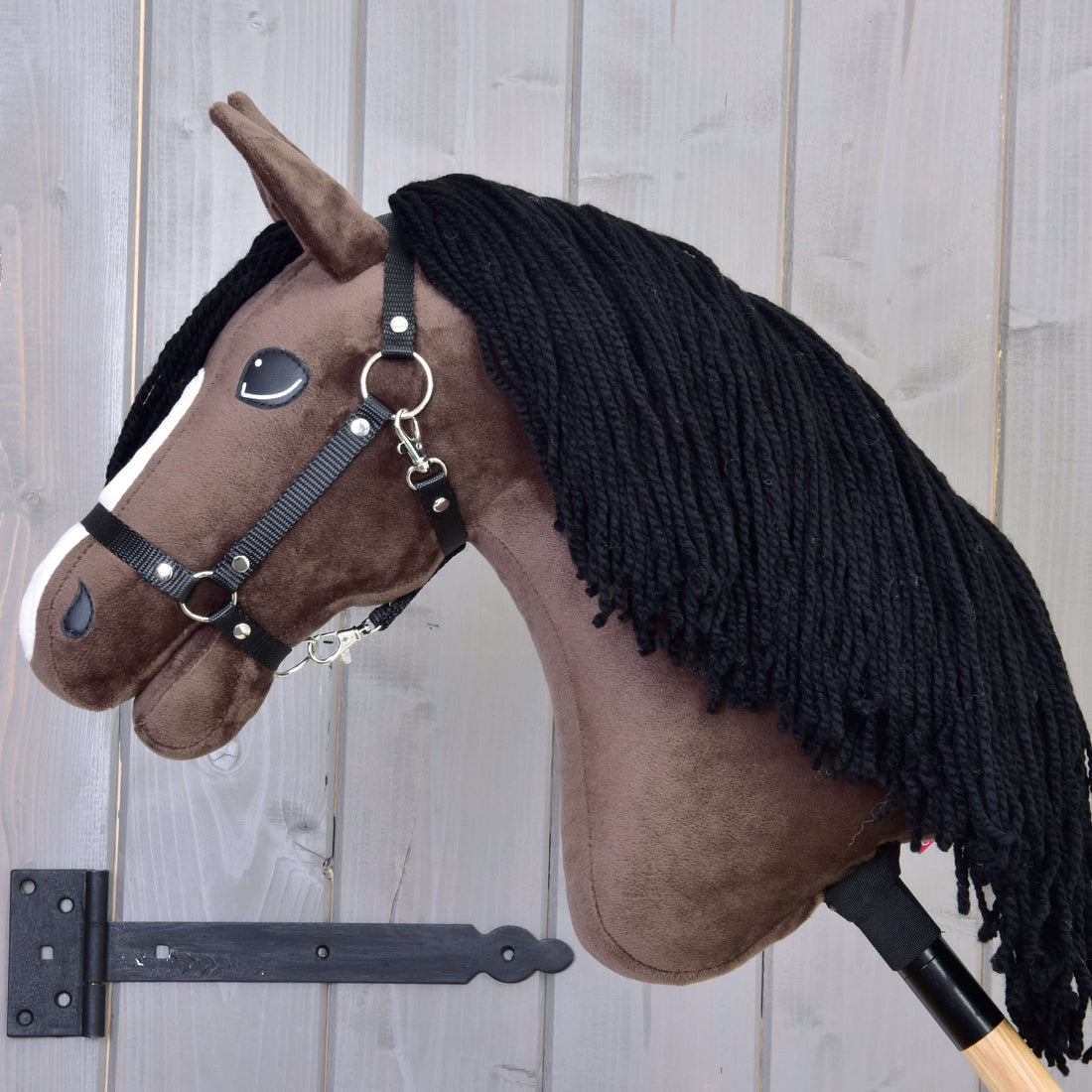 Hobby Horse Sisi med svart grimma