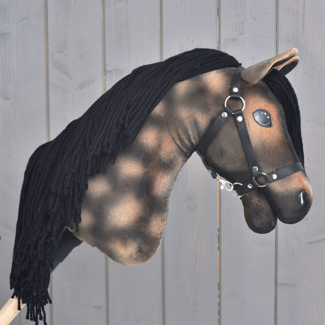 Hobby Horse Stormy med svart grimma