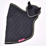 The black quilted blanket and ear bonnet laid flat from the side, gold piping and a pink LarDen label at the hem