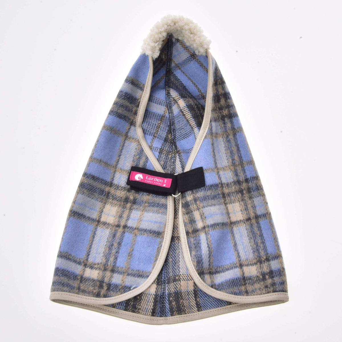 The light blue check stable blanket laid flat from the front, beige binding and black chest strap with a pink LarDen label