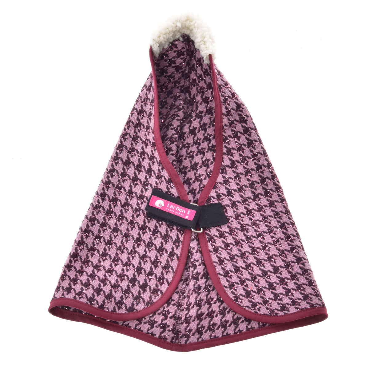 Front view of the houndstooth stable blanket with burgundy binding and its chest strap with the pink LarDen label